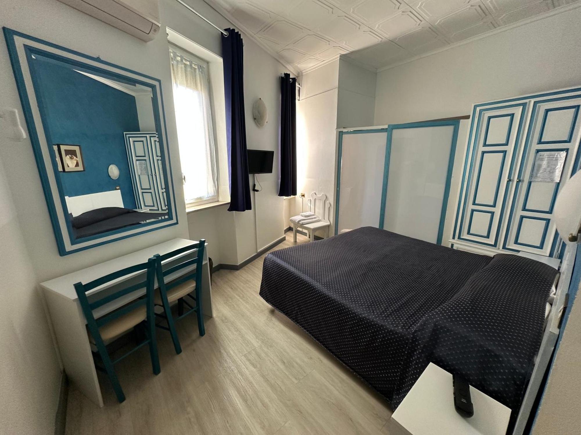 טורינו Hotel Rey מראה חיצוני תמונה